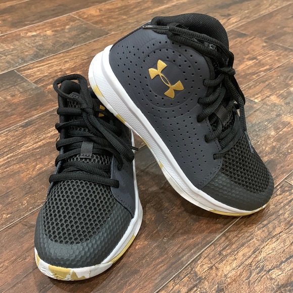 Under Armour Shoes Under Armour Basketball Shoe Size 3k Poshmark